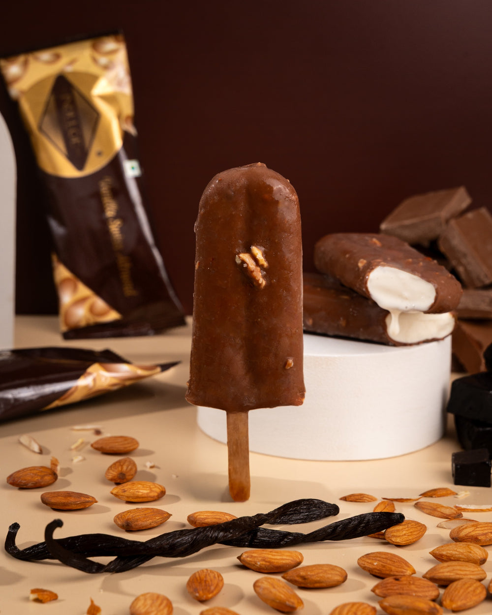 Vanilla Swiss Almond Ice Cream Stick [80ml]